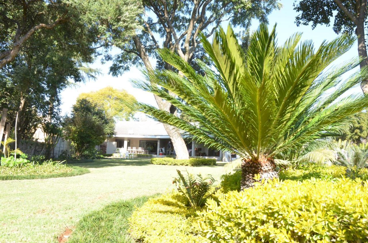 64 On Malabor Bed and Breakfast Pretoria-Noord Exterior foto