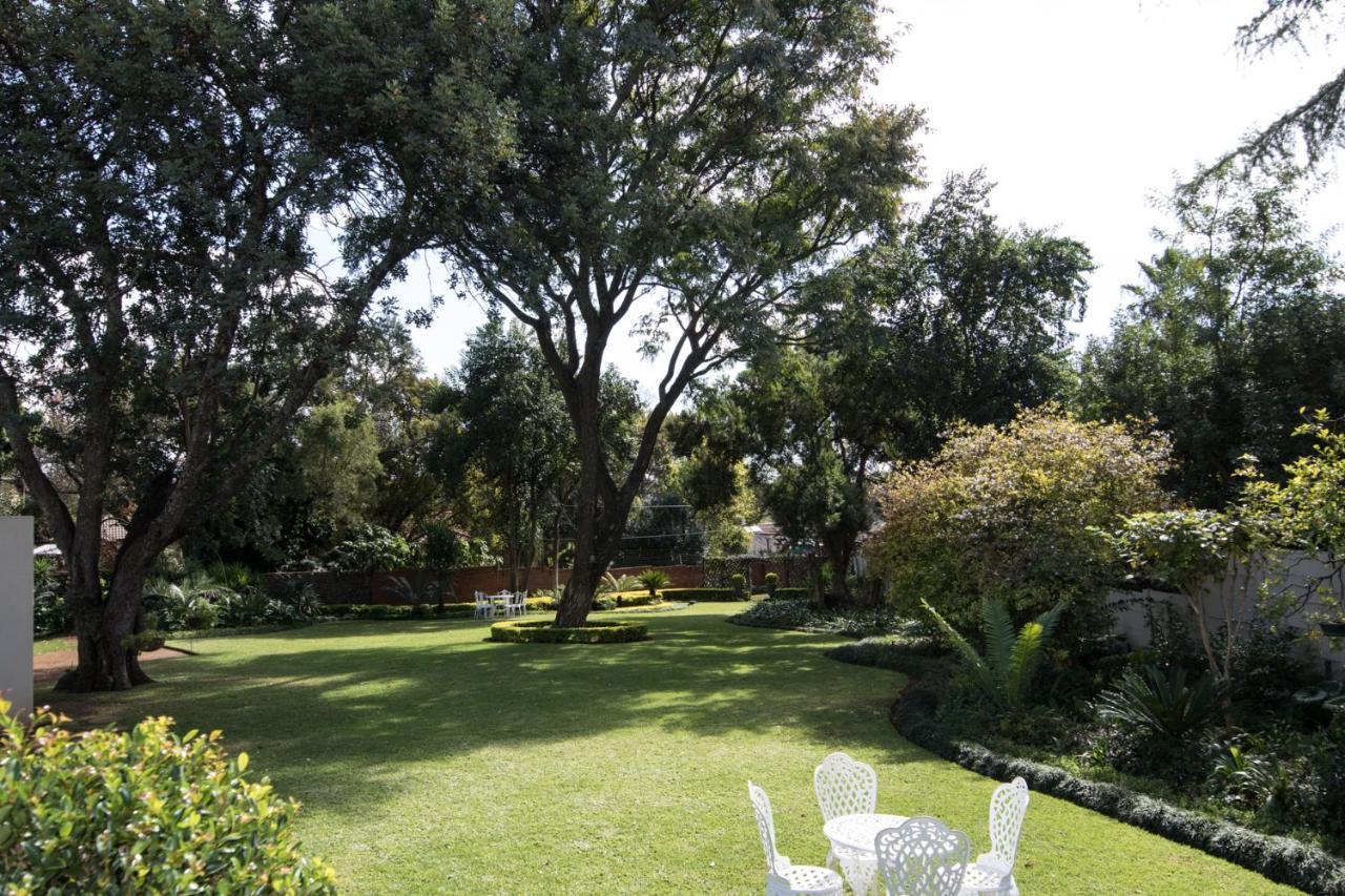 64 On Malabor Bed and Breakfast Pretoria-Noord Exterior foto